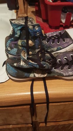 The Pengium Converse Men size 9