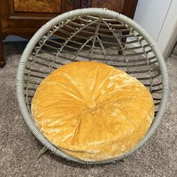 Wicker Cat bed
