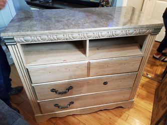 TV Stand / Dresser 