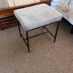 Stool/Ottoman