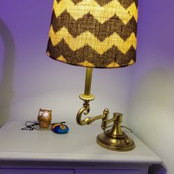Vintage Gorgeous Swivel Arm Brass Lamp 