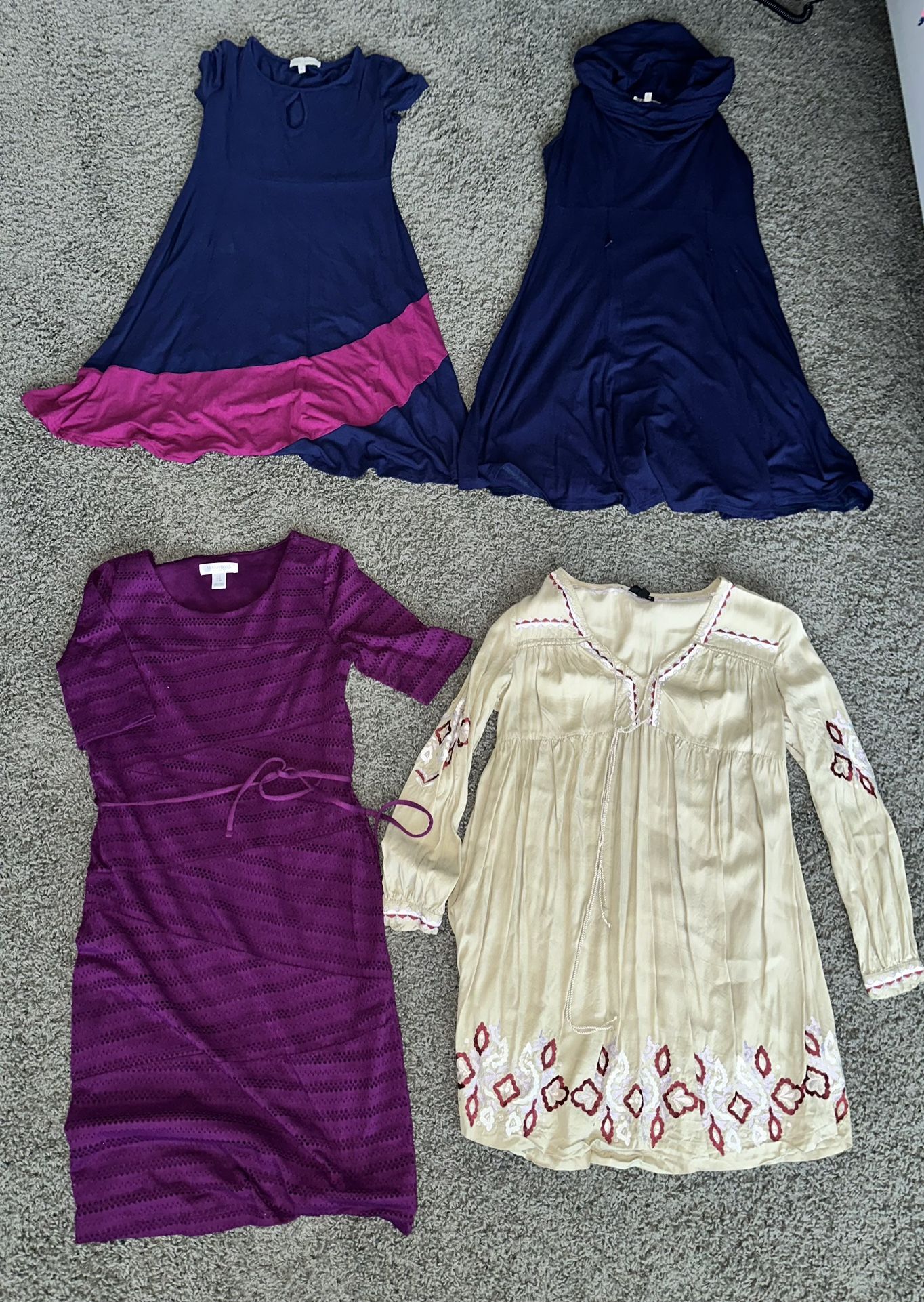 Maternity Dresses size Small