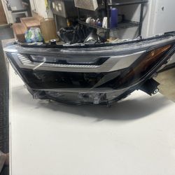 2025 Toyota RAV4 Driver Side Headlight 
