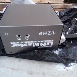 Lift Master Garage Door Opener