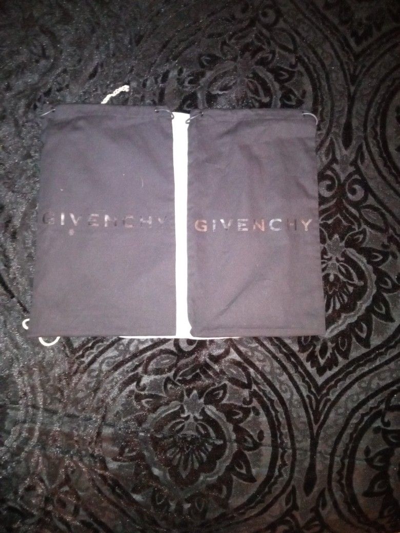 2 GIVENCHY MERCHANDISE BAGS
