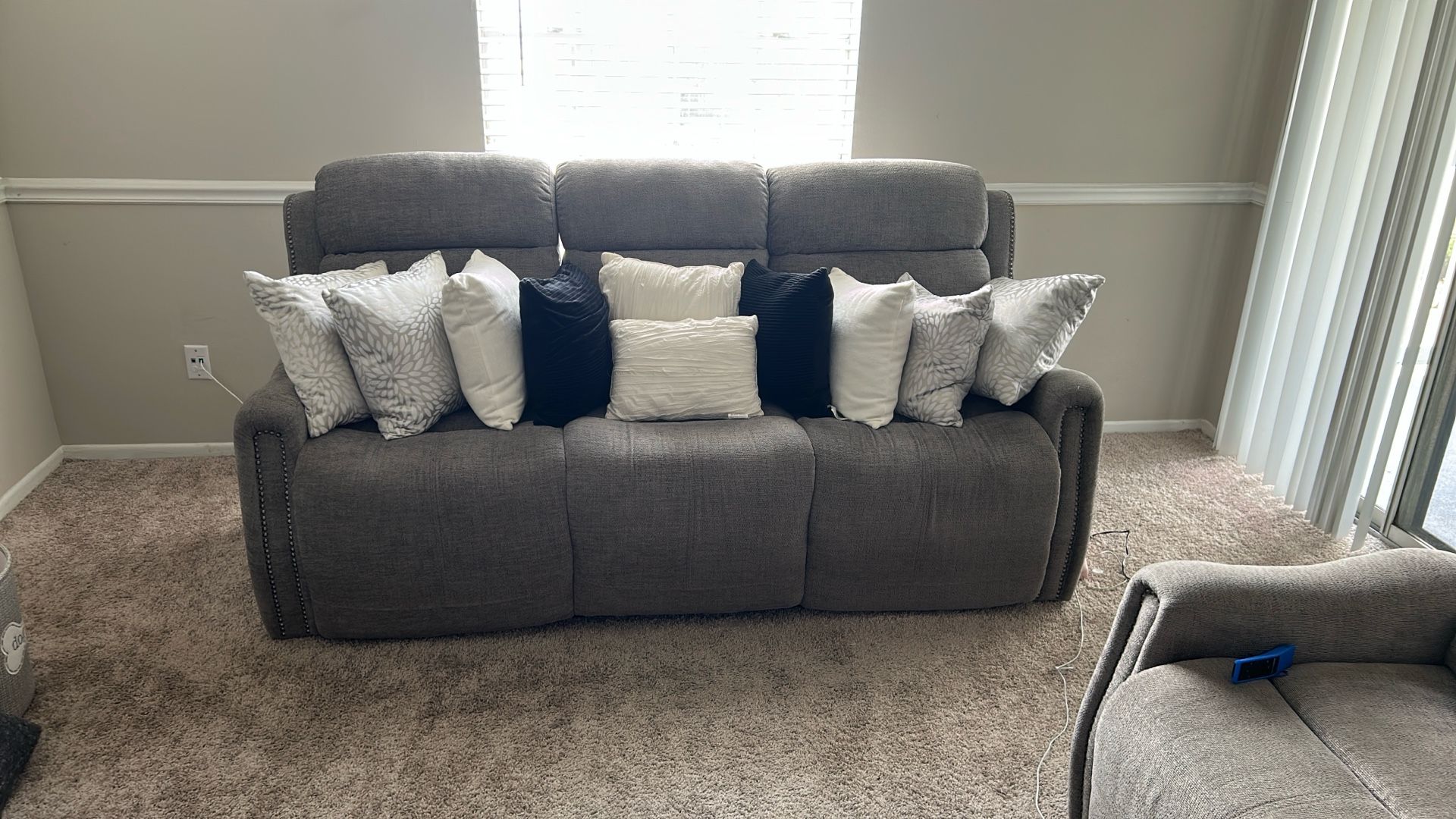 Recliner Sofa Set
