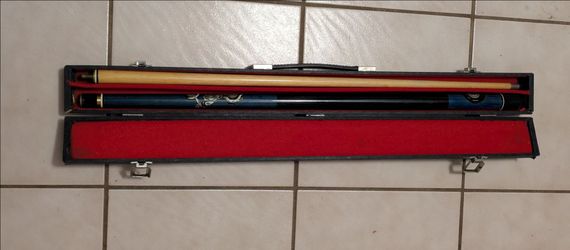 Billiard Pool Cue Set with Hard Carry Case Number 8 & Motorcycle Logo