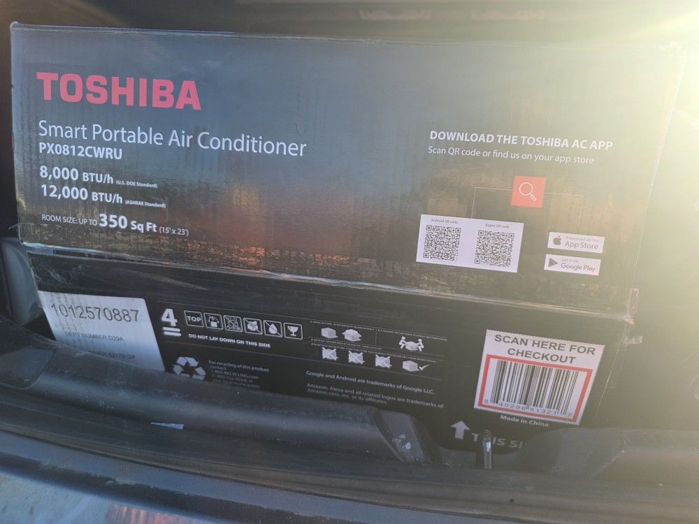 Toshiba 8,000btu 350sq Ft Good To Like New