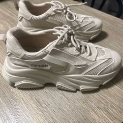 Steve Madden White Chunky Sneakers