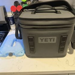 Yeti Flip 18 And Ice Pack 
