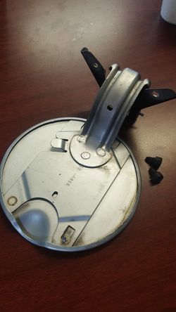 2007-2013 Chevy Silverado 1500 Fuel Door