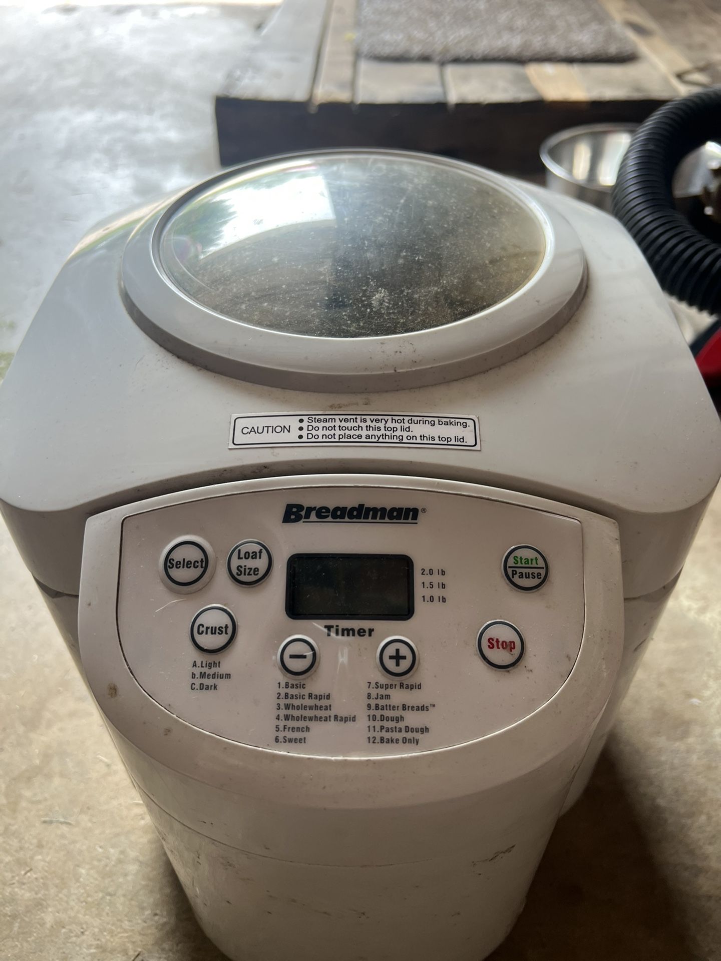 Breadman TR553LC Bread Maker - Home Baking!