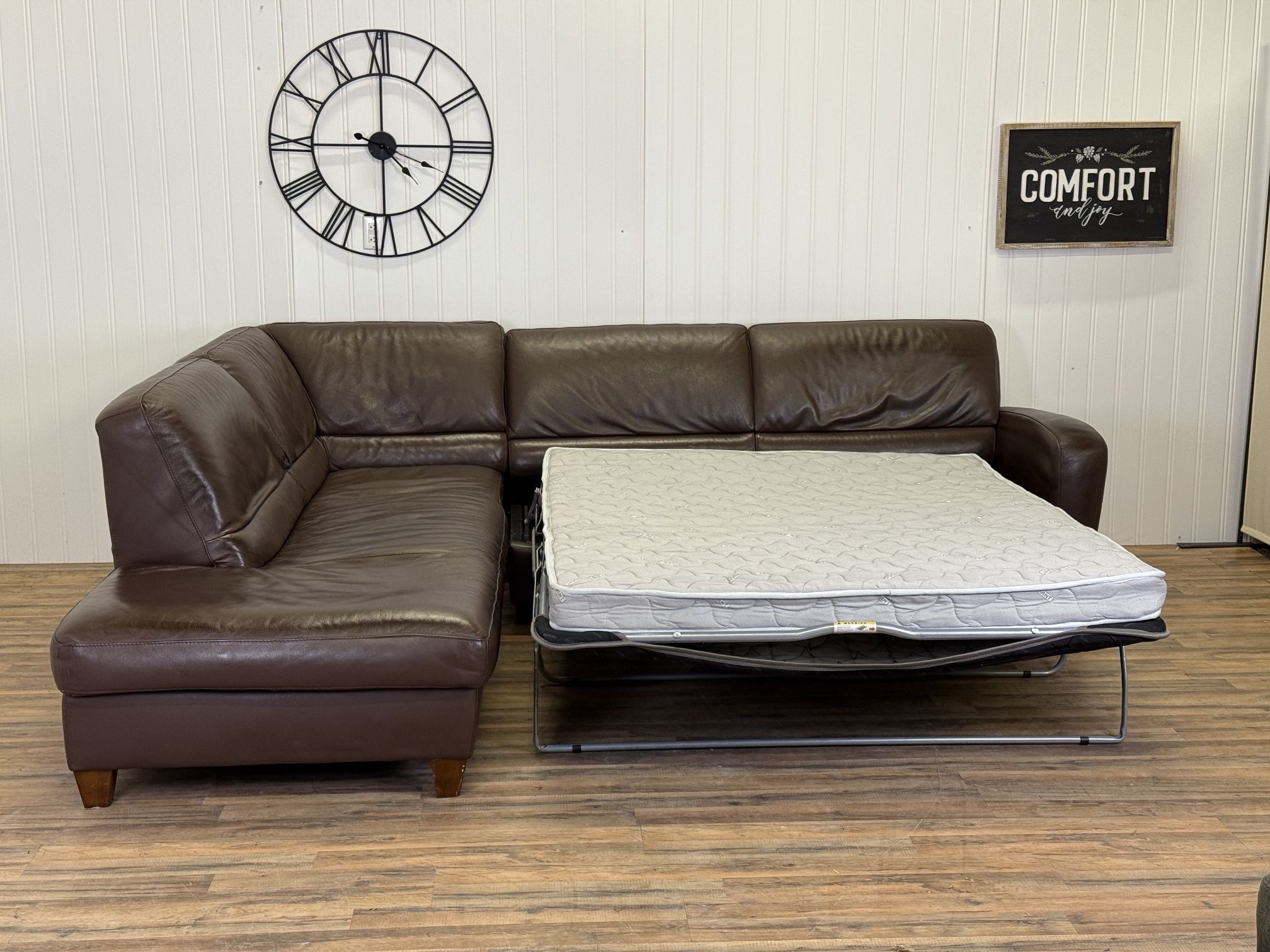 Natuzzi Italsofa Leather Sectional Sleeper Sofa Delivery Available