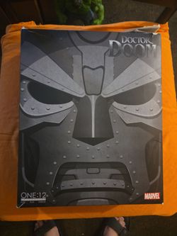 Mezco Dr Doom