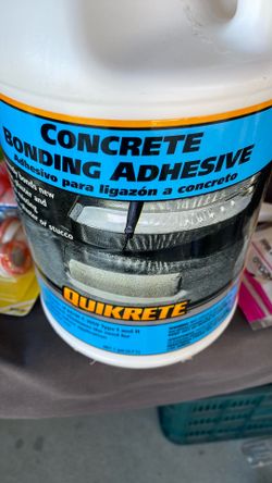 Commercial grade Quikrete   I have 2 box 4 gallon each box 35.00 for box  o each box for 35.00