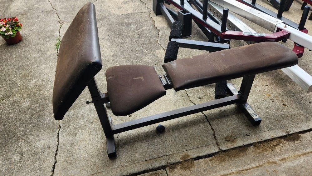 Adjustable Bench with Accessories 