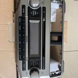 OEM TOYOTA 4Runner RDS Radio SINGLE CD DISC MP3 Player STEREO HEAD UNIT RECEIVER