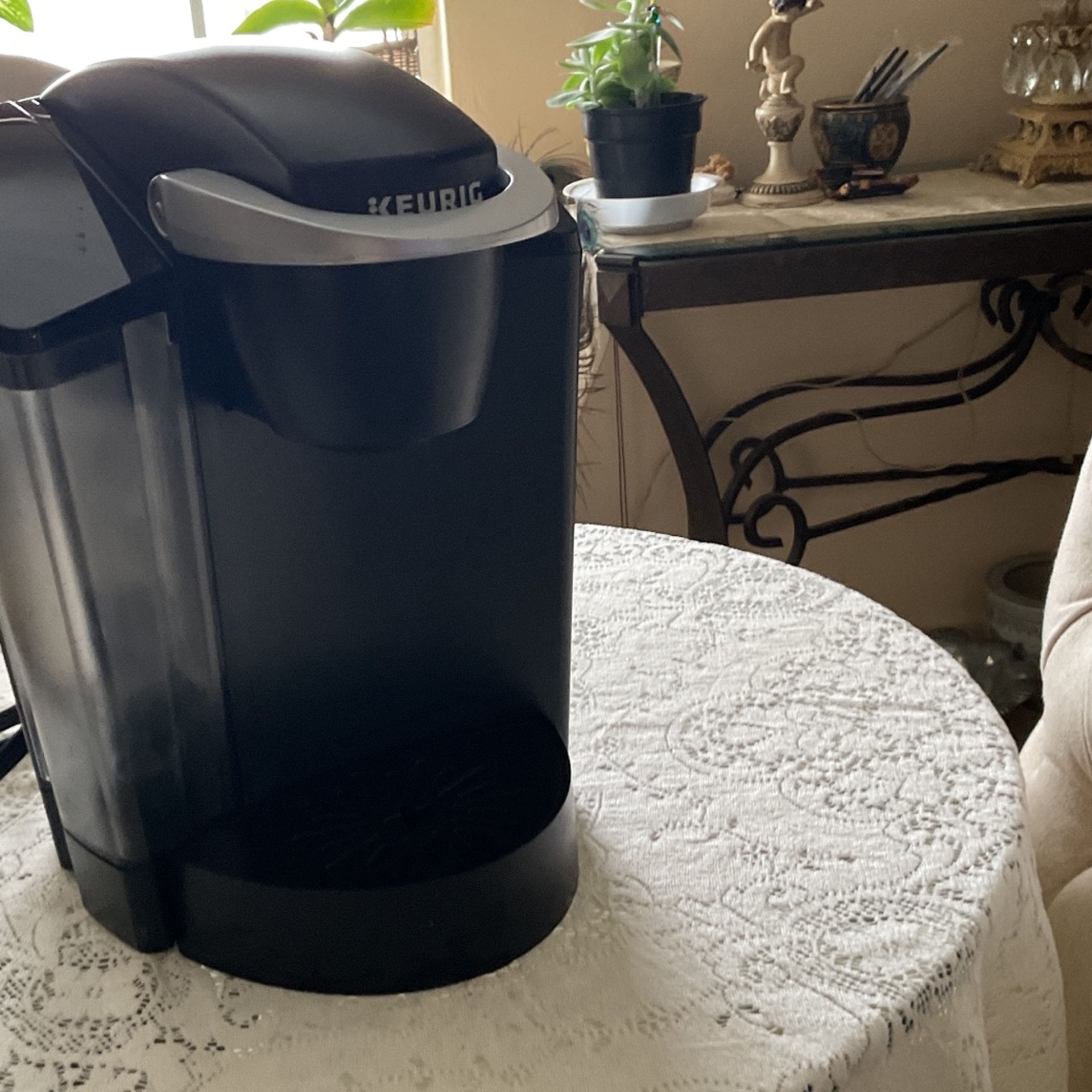 Keurig Black Coffee Maker Like New