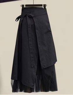 New Skirt Size L