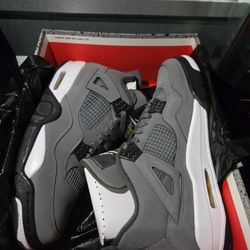 Jordan 4 Cool Grey