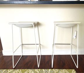 2 bar stools for sale