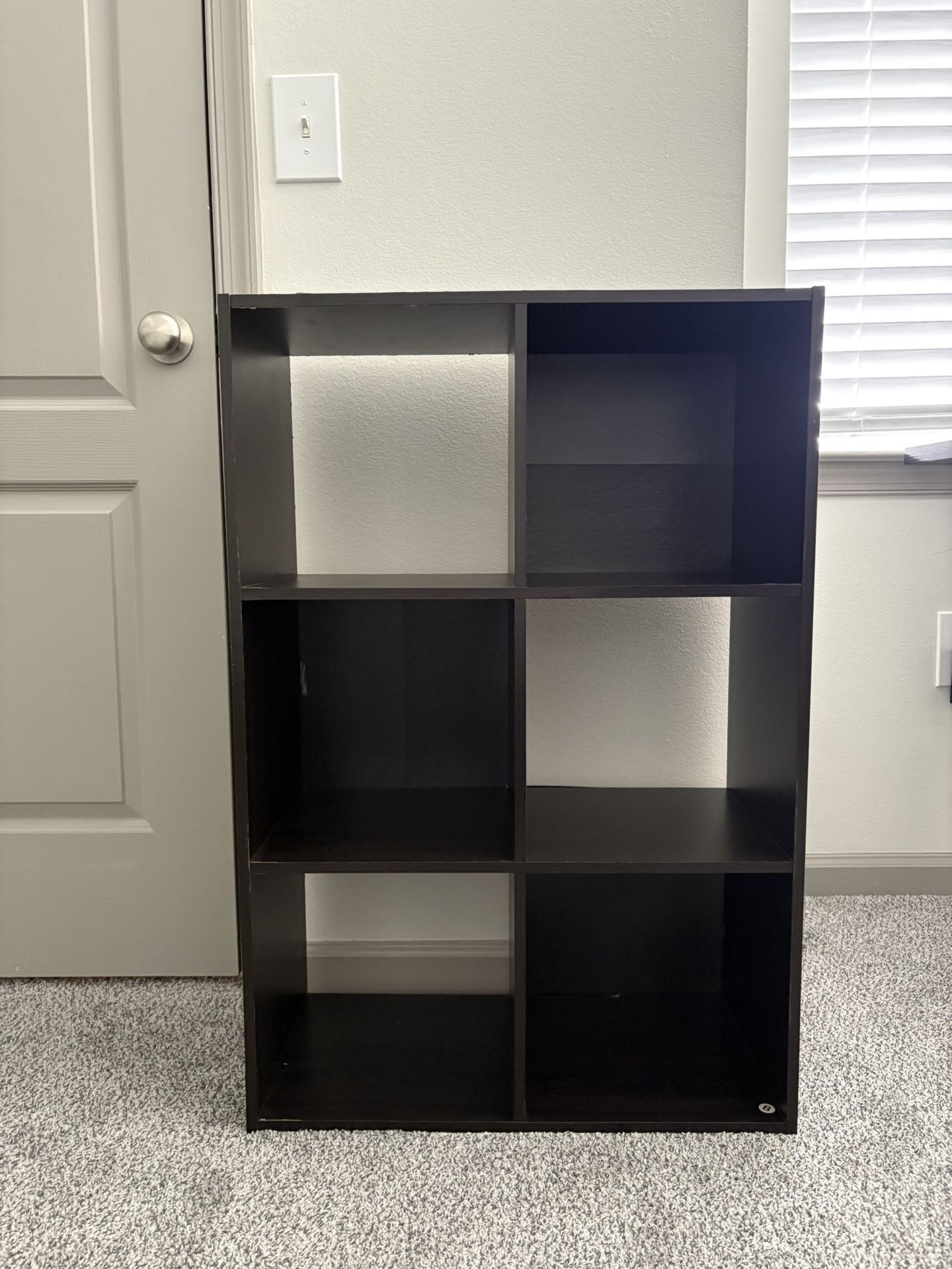 6-Cube Storage Organizer Bookcase -Wood