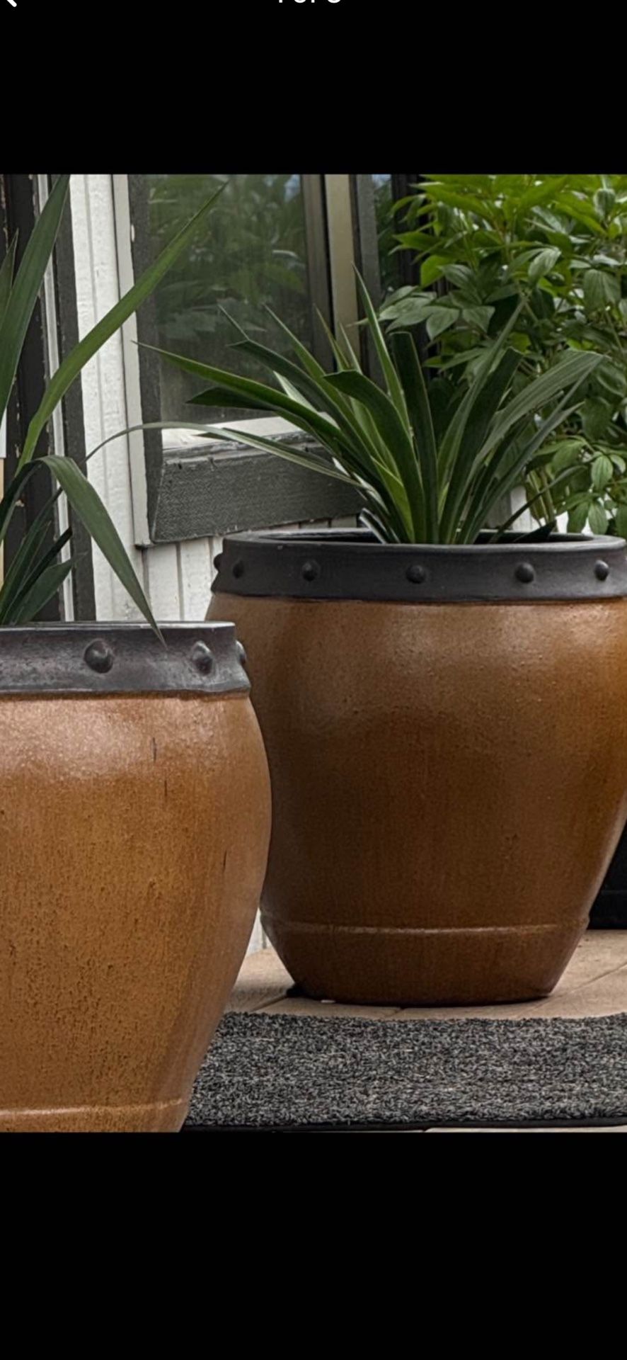 BEAUTIFUL SET OF PLANTERS! FREE DELIVERY!