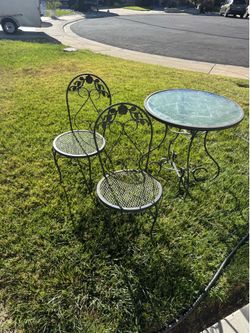 Table and chairs - 2 person table and chairs -