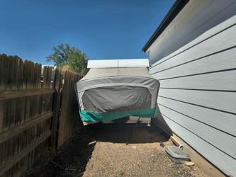 1996 Coleman Pop-Up Camping Trailer