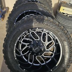 Rims 22" And Tires 