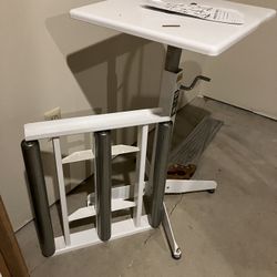 HTC HRT-19 Heavy-Duty Roller Stand / Table – $100