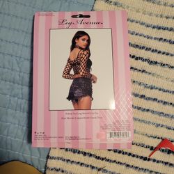 Sexy Pothole Long Sleeve Crop Top