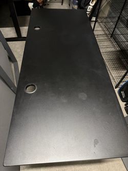 Uplift Sit/Stand desk - 72” Black