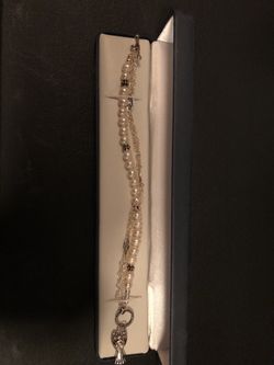 Pearl bracelet