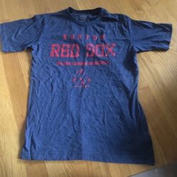 Boston Red Sox Genuine Merchandise Blue Red Boys Kids T-shirt Size L