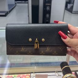 Louis Vuitton Wallet