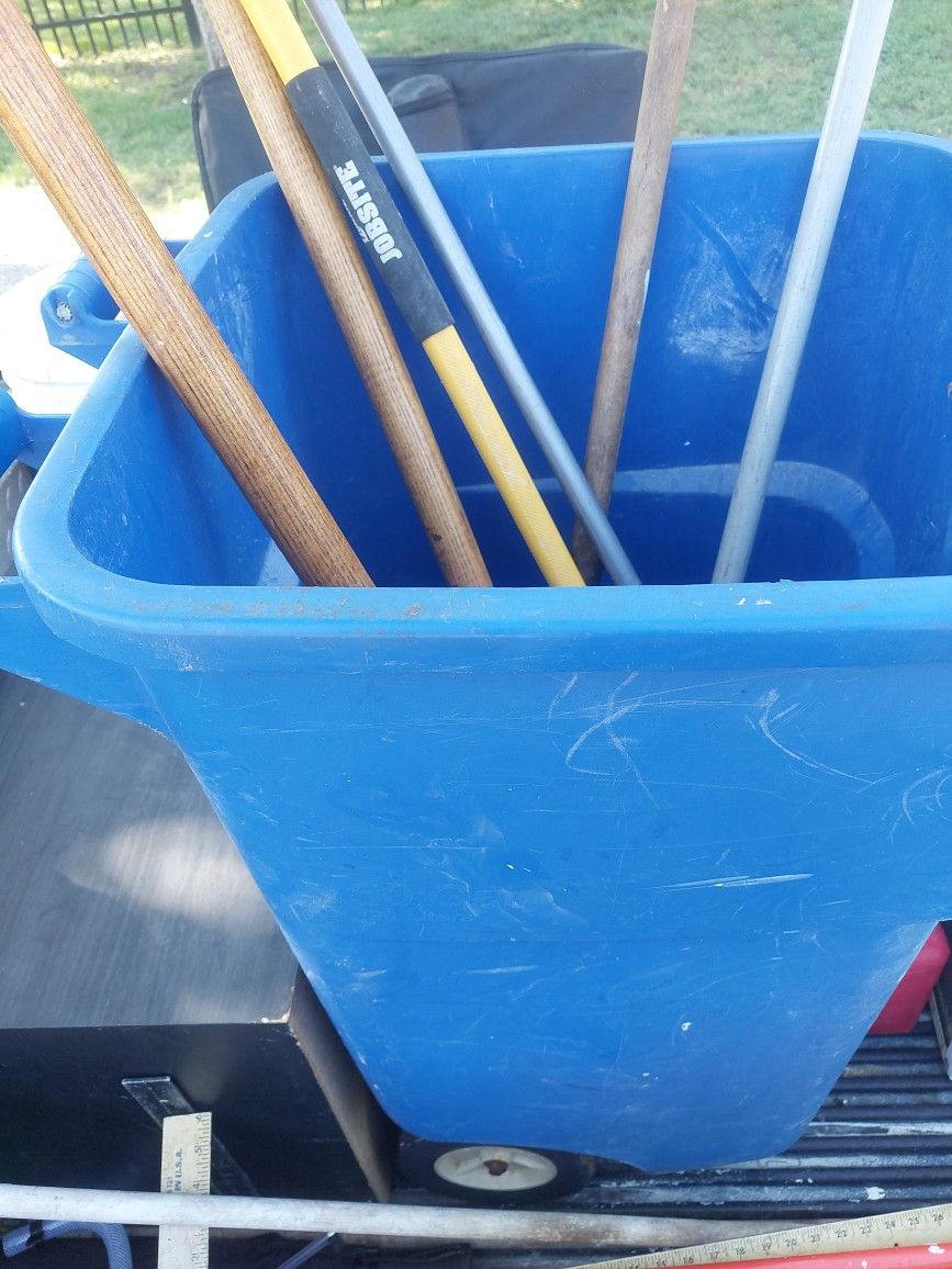 Bin With Tools for Sale in Dallas, TX OfferUp