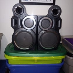 Audiovox Speakers!