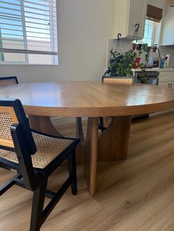 Round Wood Dining Table