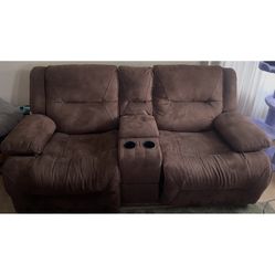 Automatic Or Powered Recliner