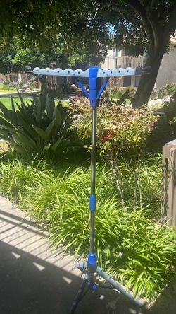 Solar powered clothes dryer