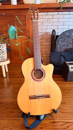 Kremona Rosa Luna RL Lux Flamenco Guitar w/ Fishman Pickup – Handmade in Bulgaria