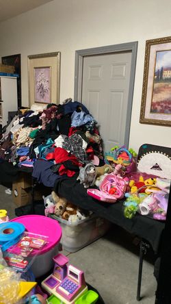 Garage/yard sale