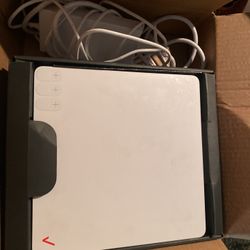 Verizon 5G Internet Gateway Verizon 5G Internet Gateway (LVSKIHP) LV55 Modem Router All In One
