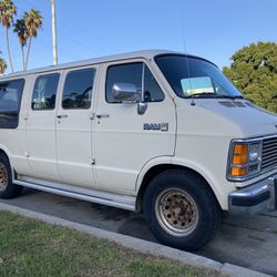 1987 Dodge Adventure Van 