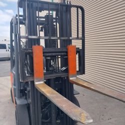 TOYOTA FORKLIFT FOR SALE 