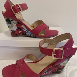 Pink Sandals Size 8
