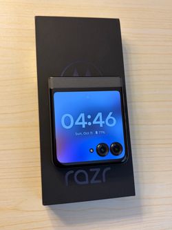 Motorola Razr 2024 256GB Unlocked