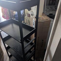 Adjustable 5 tier book shelf