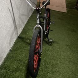 LOOKING FOR TRADES ONLY 